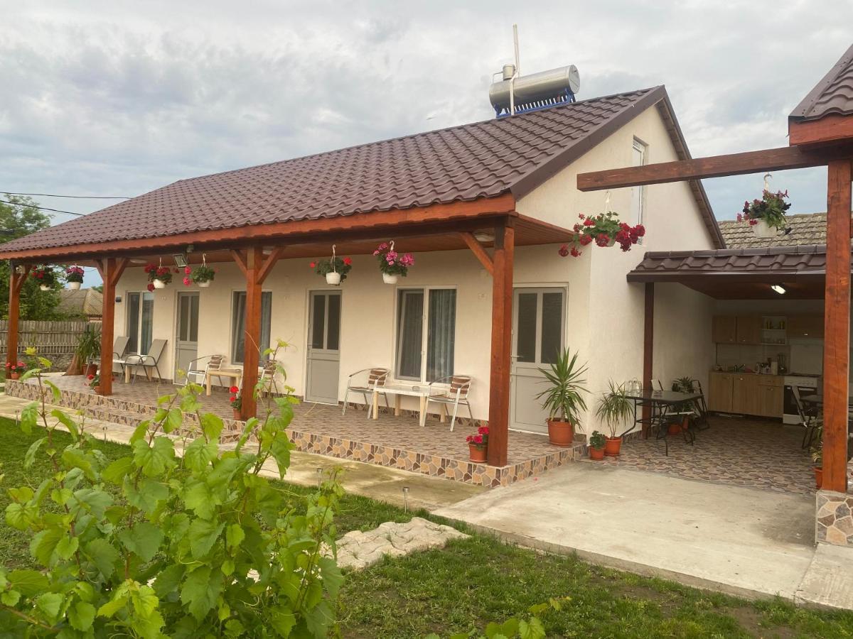 Houses By The Sea Vadu Exterior photo